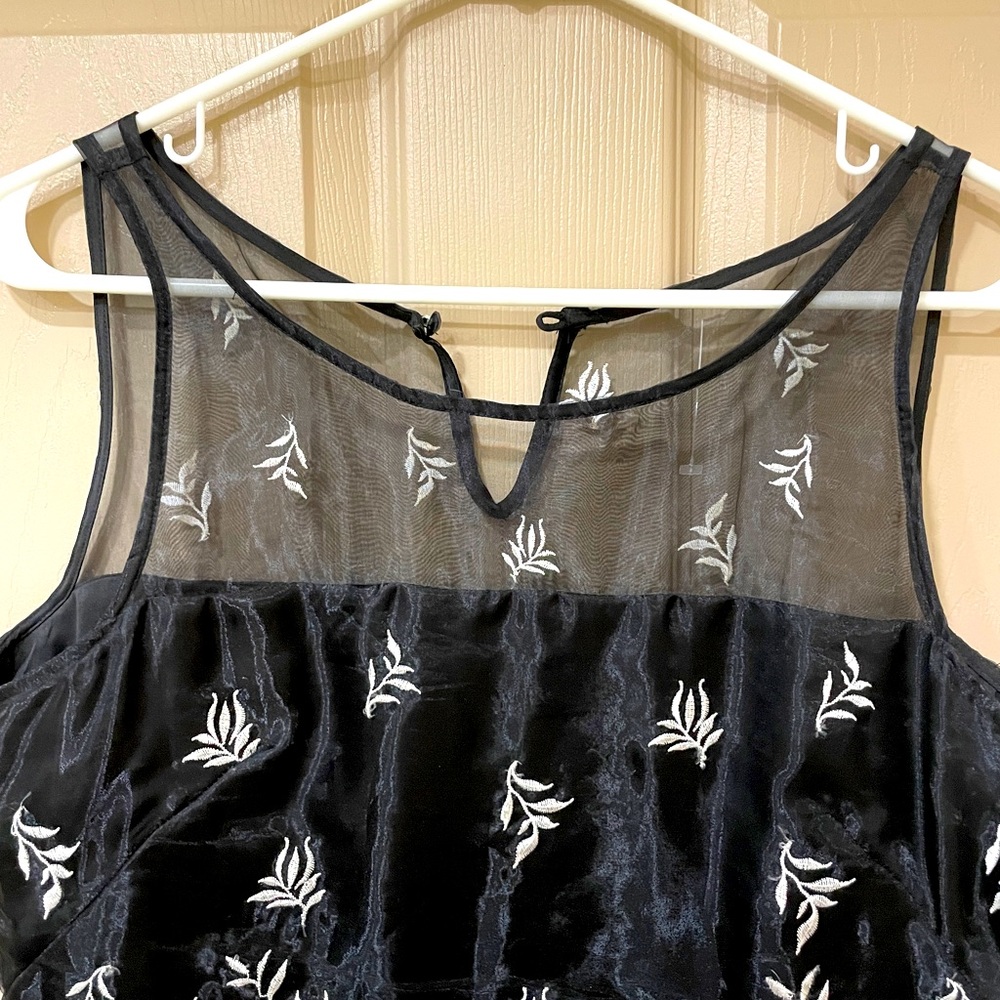 White House Black Market Feminine Sheer Embroidered black top -SZ 8